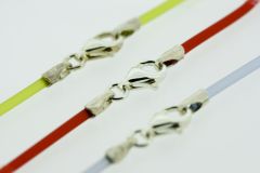 Kautschukbänder mit Endkappen und Karabiner (ø 1.5 mm)